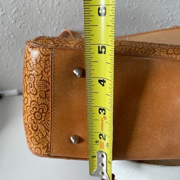 NWT M.C. Leather Shoulder Bag - Picture 11 of 14